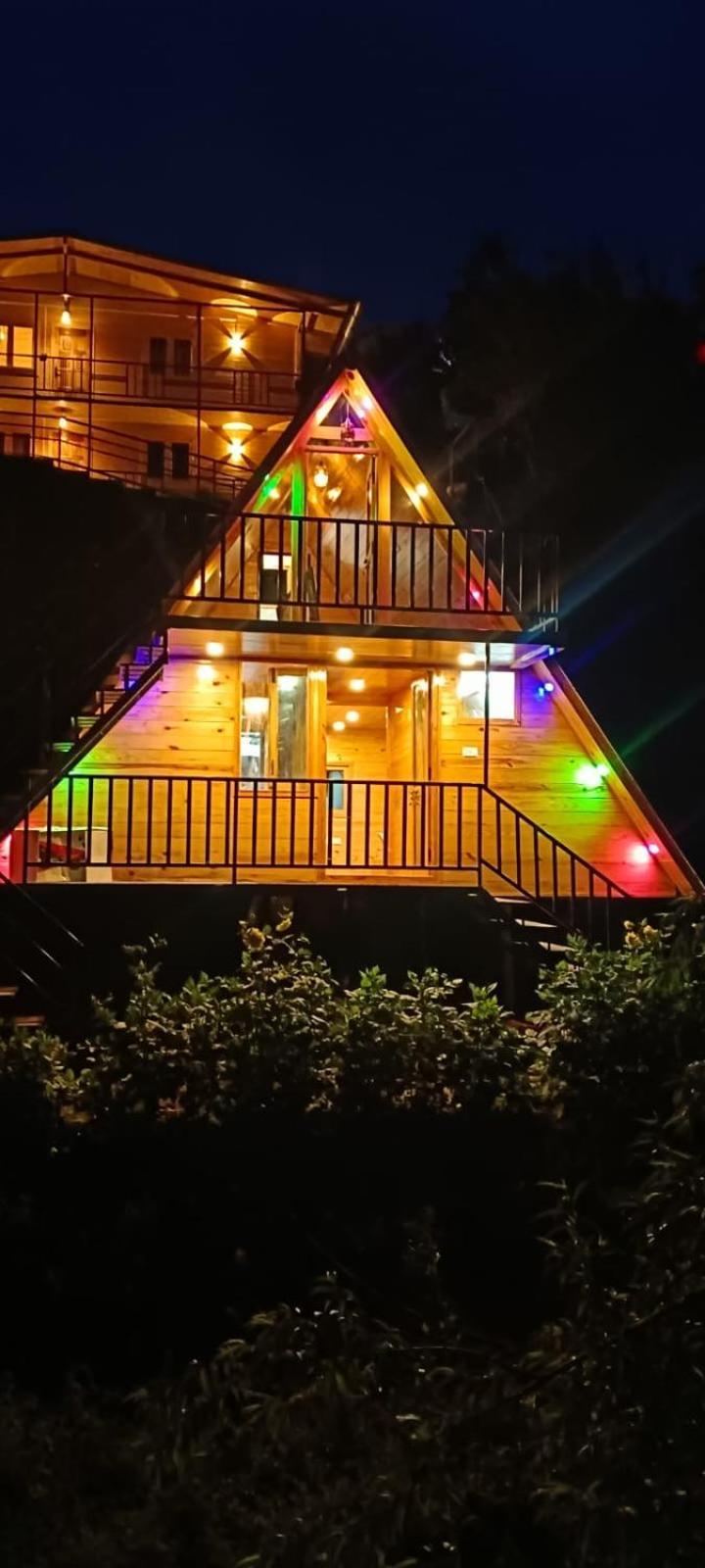 فيلا كوديكانالفي Magica Mount A Frame Wood House المظهر الخارجي الصورة
